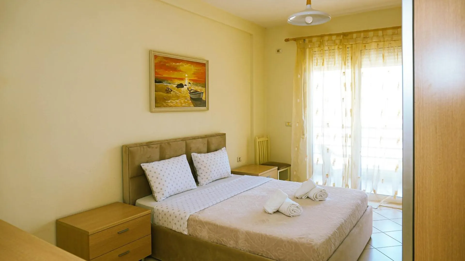Sunrise Apartment Near The Center Tirana 0*,  Albanien